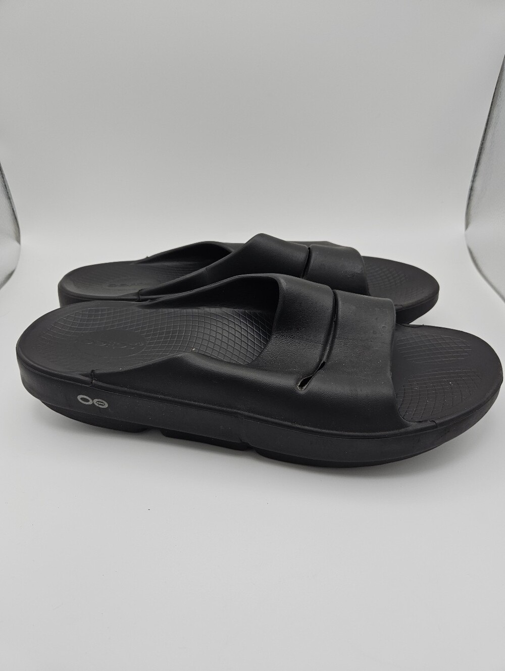 OOFOS Ooahh slide sandals black M10 W12